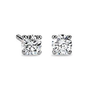 Diamond Stud Earrings in 14k White Gold (1/3 ctw)